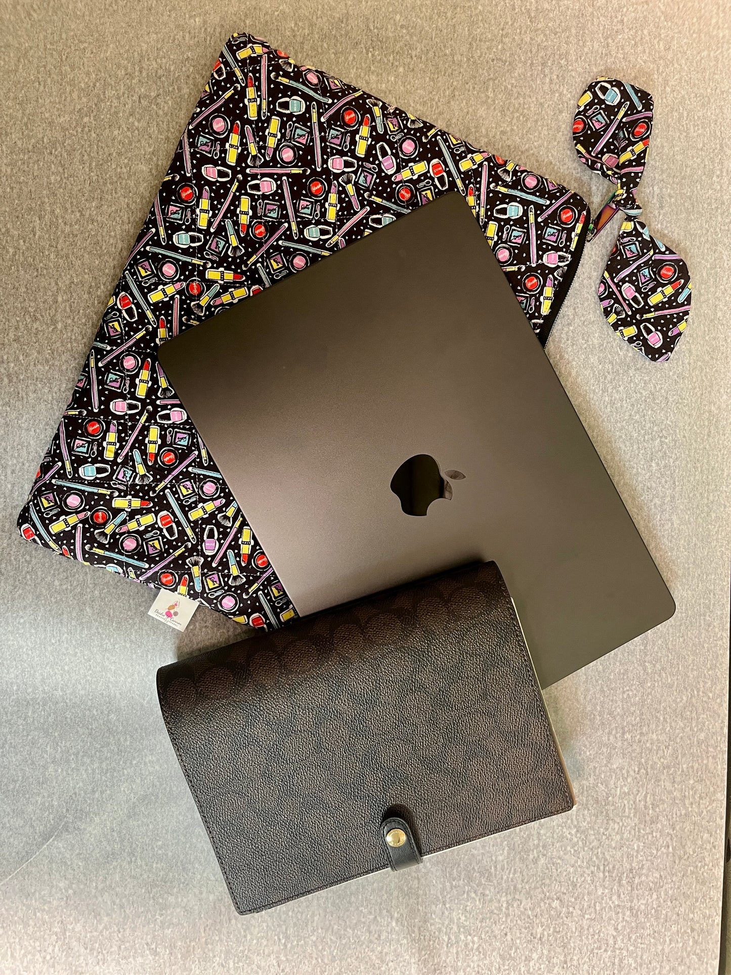 GIRLY LAPTOP SLEEVE